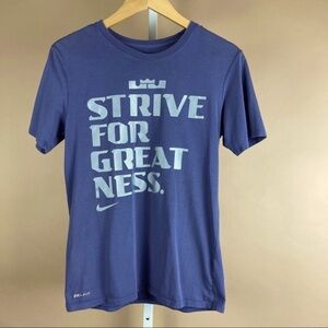 The Nike Tee Small Dri-Fit Strive For Greatness Graphic T Shirt Inspirational